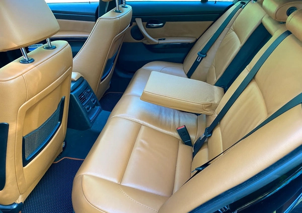 BMW Seria 3 cena 52000 przebieg: 357700, rok produkcji 2007 z Ząbki małe 704